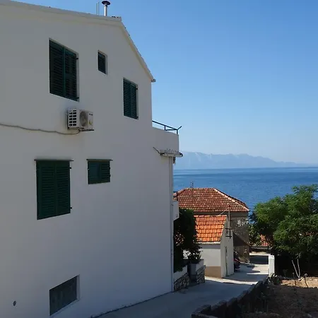 Apartament Anka Brist